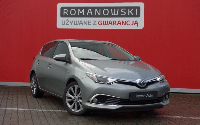 Toyota Auris cena 67850 przebieg: 90814, rok produkcji 2017 z Łochów małe 277